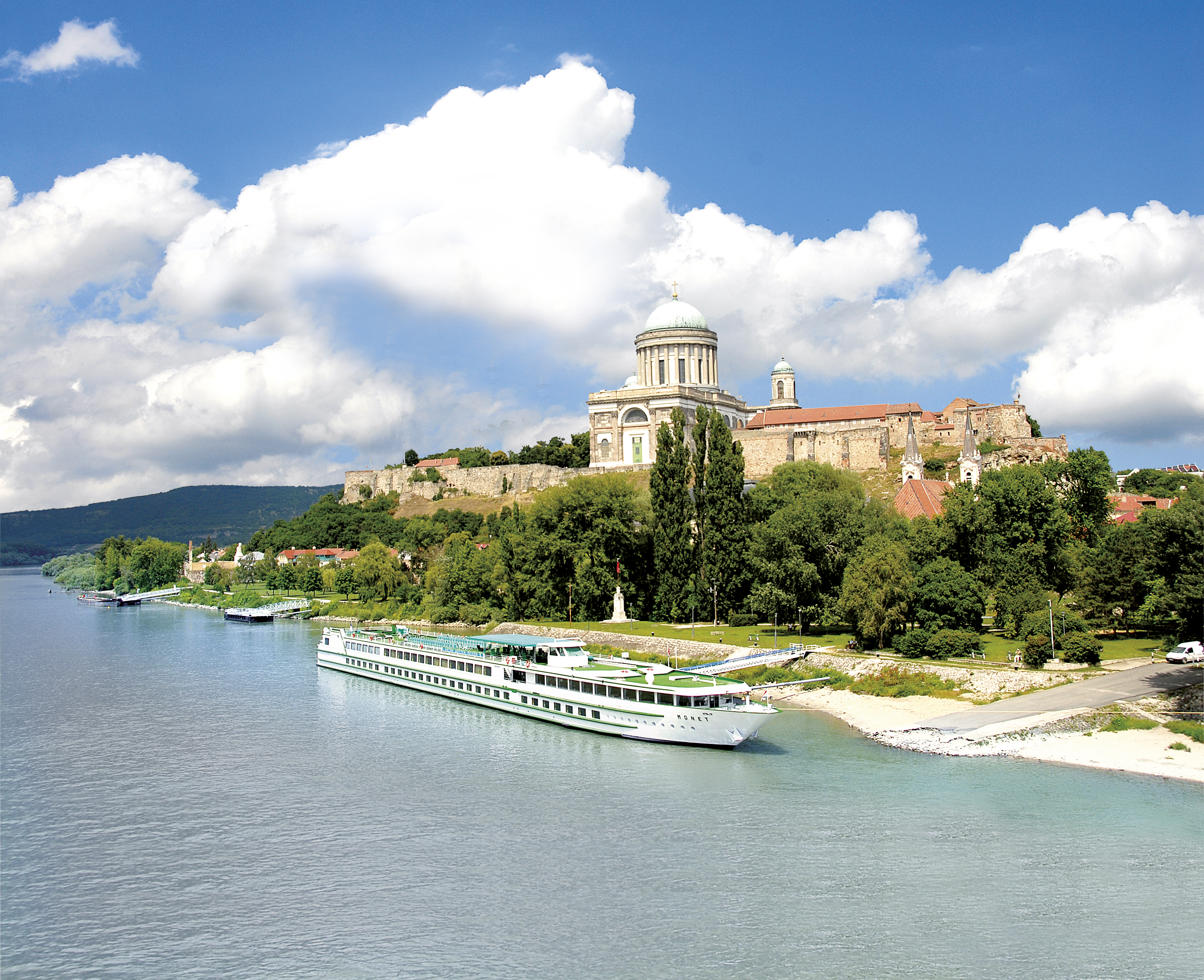 Donau MS Monet.jpg